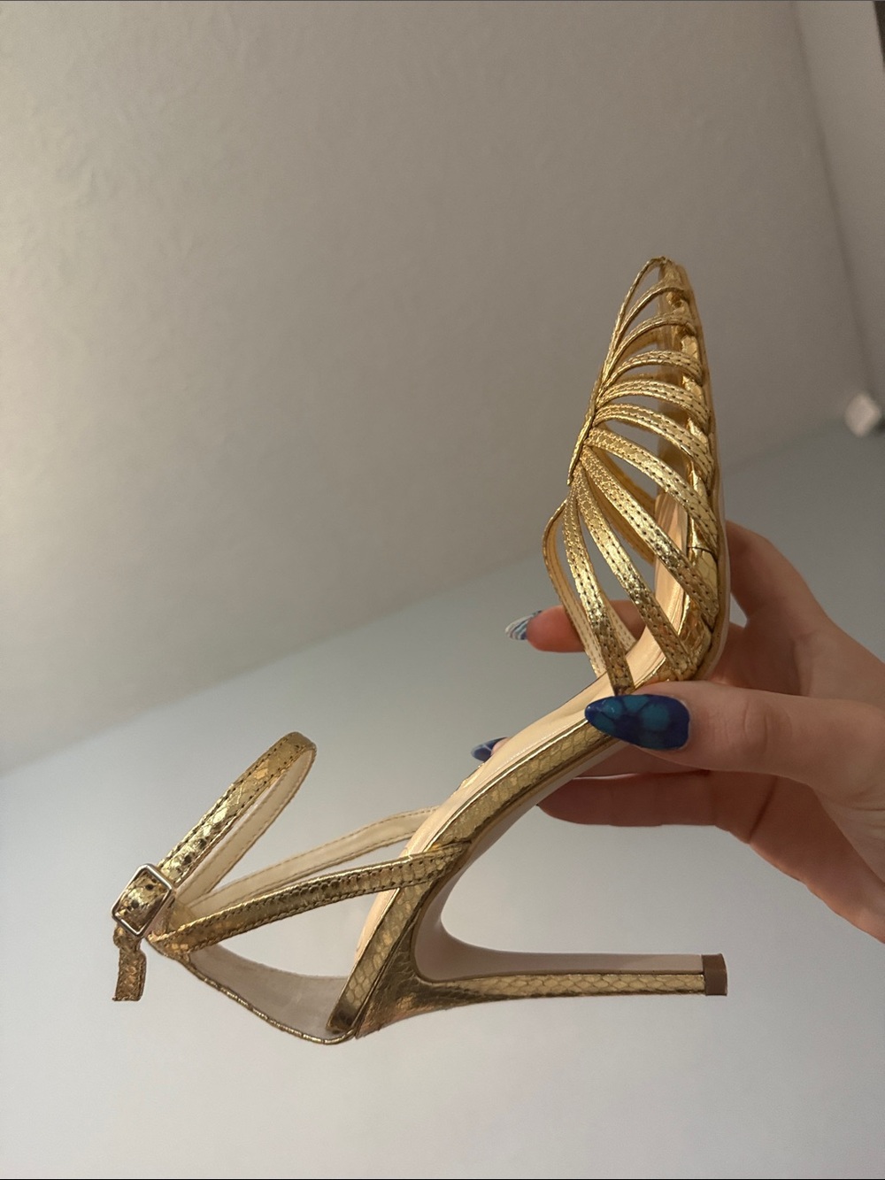 Jessica Simpson Women’s Paveri Pump in Gold - Picture 2 of 10